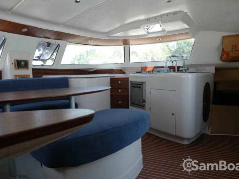 Location bateau Fountaine Pajot Venezia 42 à Berre-l'Étang sur Samboat
