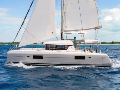 Catamarán para alquilar Sant Antoni de Portmany al mejor precio