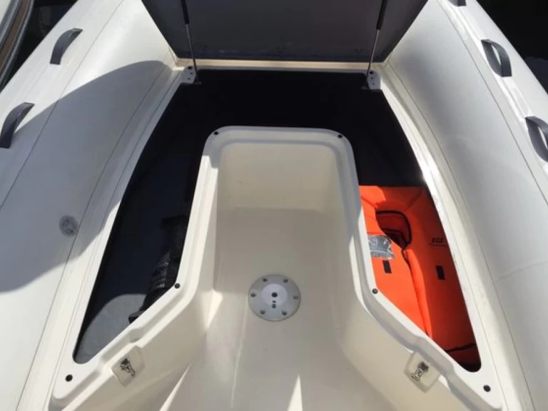 Location à Saint-Georges-de-Didonne - Capelli Tempest 600 sur SamBoat