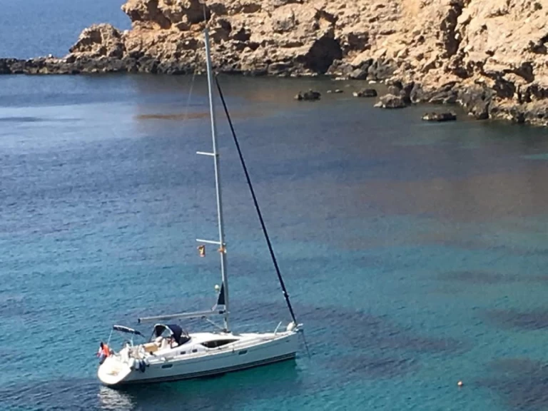 Louez un Jeanneau Sun Odyssey 39 DS à Alicante