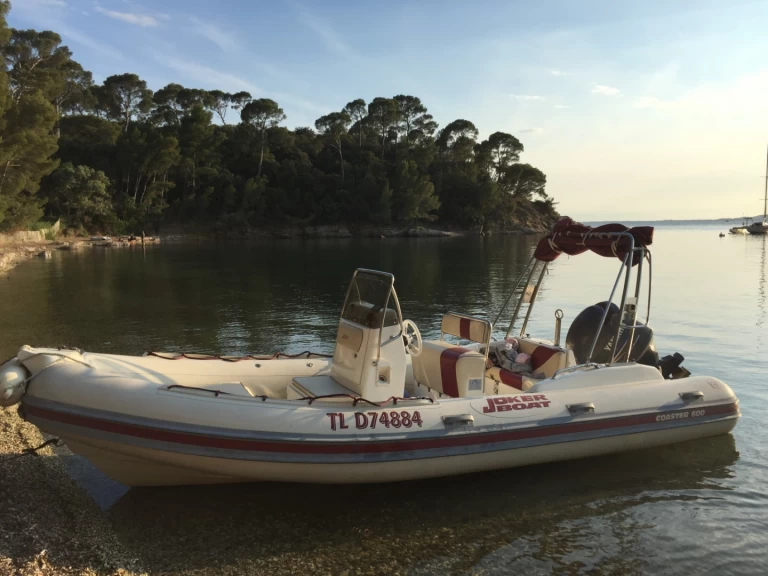 Louer Semi-rigide avec ou sans skipper Joker Boat à Hyères