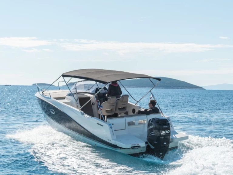 Location à Trogir - Quicksilver Activ 755 Sundeck sur SamBoat