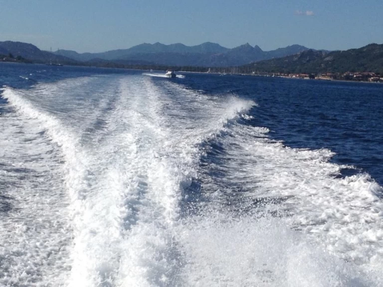 Location bateau Stilmar  25EFB à San Foca sur Samboat