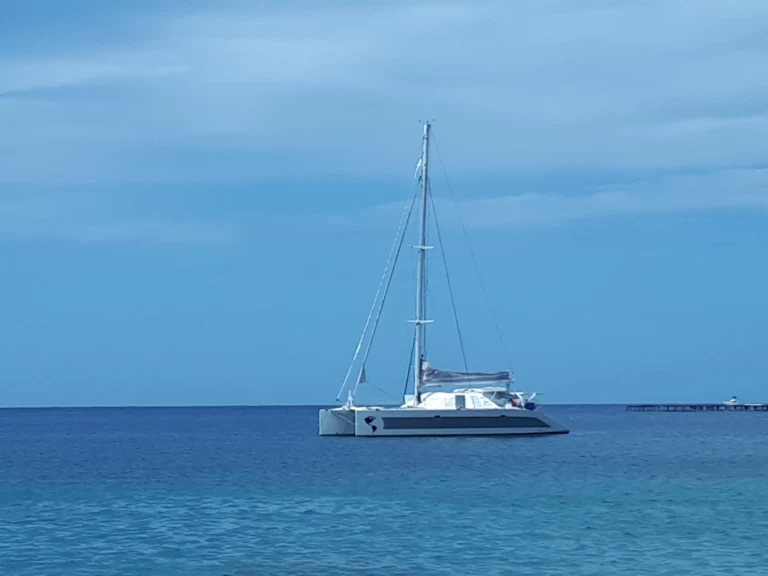 Location bateau Marigot pas cher CATAMARAN