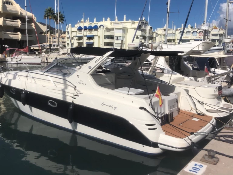 Bateau à moteur à louer à Benalmádena au meilleur prix