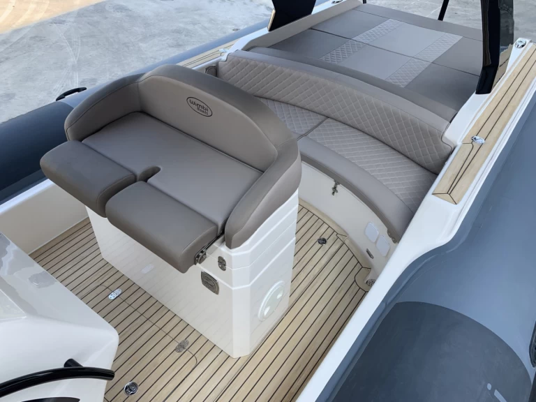 Location Semi-rigide à Port Grimaud - Black by 3BBB 10.0 II