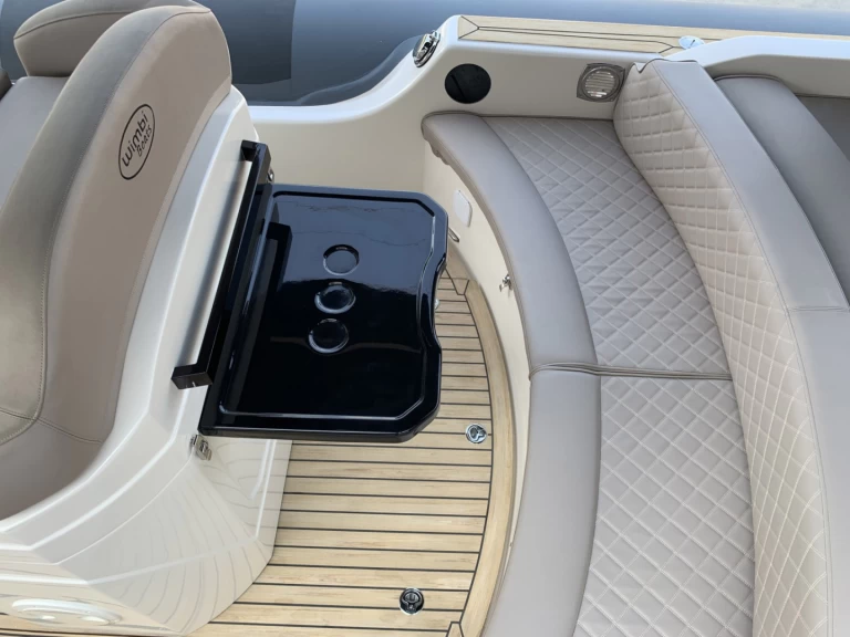 Location bateau Black by 3BBB 10.0 II à Port Grimaud sur Samboat