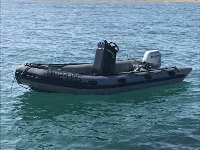 Yacht charter Canet-en-Roussillon - Zodiac Pro 500 on SamBoat