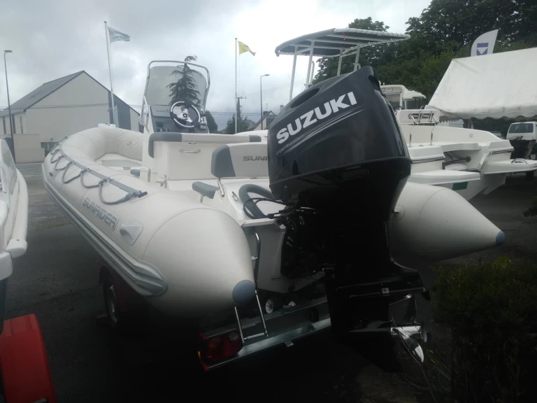 Location Semi-rigide Bombard avec permis