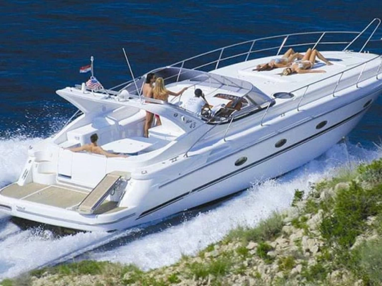 Innovazione e Progetti Mira 37 a louer à Milazzo