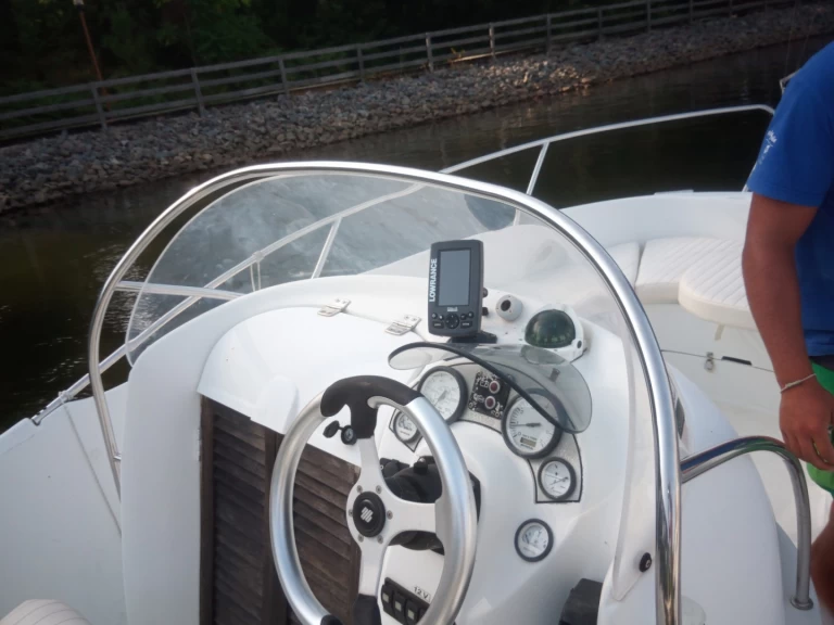Location à Cazaux - Bénéteau Flyer 650 sur SamBoat
