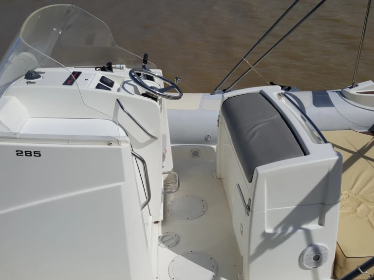 Kelt Sea Hawk 285 a louer à Palavas-les-Flots