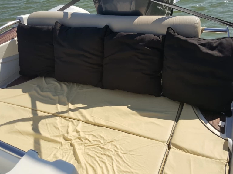 Location à Palavas-les-Flots - Kelt Sea Hawk 285 sur SamBoat