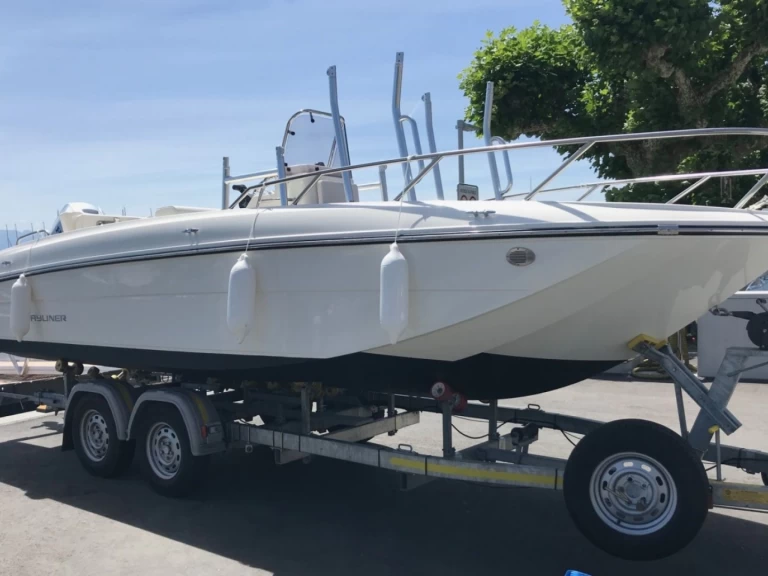 Location à Vevey - Bayliner CC7 sur SamBoat