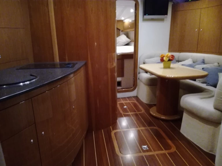 Bateau à moteur à louer à Milazzo au meilleur prix