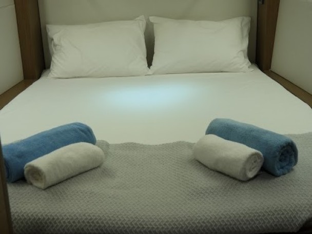 Location bateau Paros (Ile) pas cher Lagoon 50