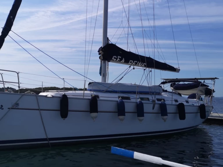 Location à Six-Fours-les-Plages - Bénéteau Cyclades 434 sur SamBoat