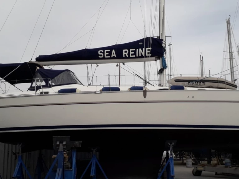 Louez un Bénéteau Cyclades 434 à Six-Fours-les-Plages