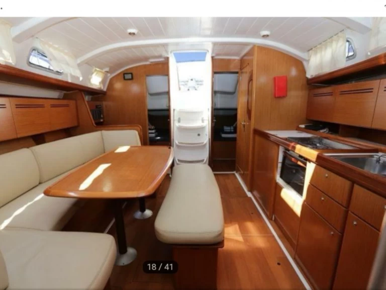 Location Voilier à Six-Fours-les-Plages - Bénéteau Cyclades 434