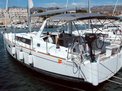 Pronajmout si Bénéteau Oceanis 381 v Palma de Majorque