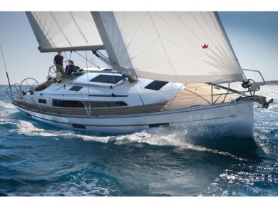 Hire Sailboat Bavaria with a boat licence