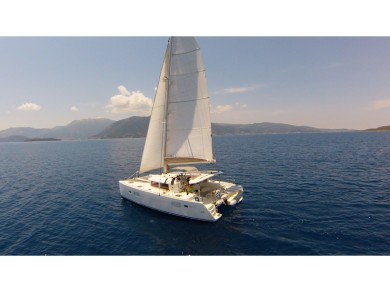 Catamaran hire in Port de Lefkada - Lagoon Lagoon 400