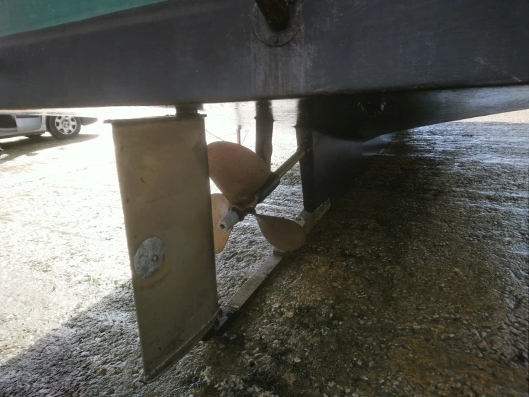 Location Bateau à moteur Jeanneau avec permis