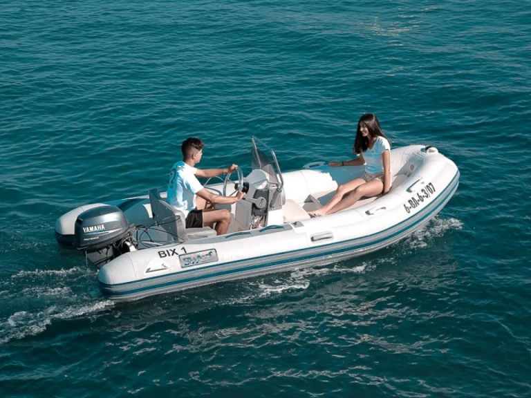 Location Semi-rigide à Roses - Bwa Four Four