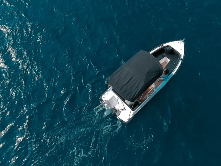 Louer Bateau à moteur avec ou sans skipper Silverton Yachts à Roses