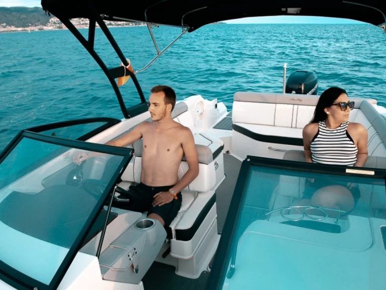 Location Bateau à moteur Sea Ray avec permis