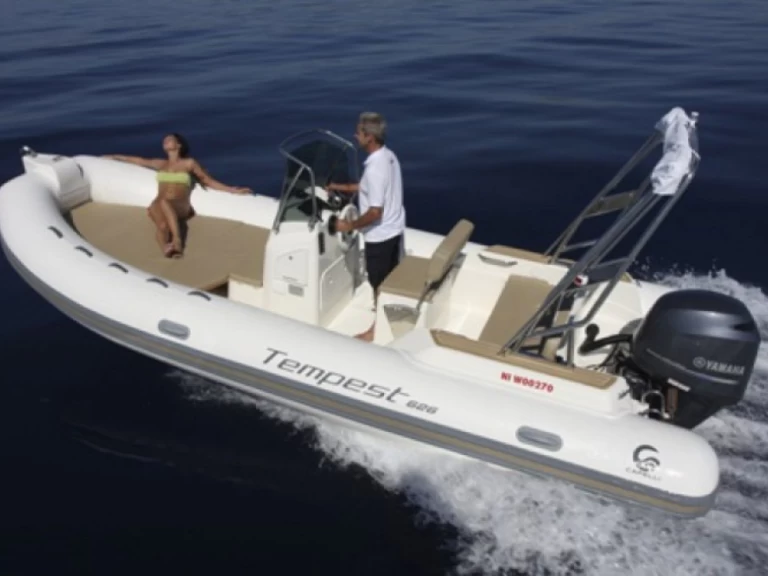 Capelli Tempest 626 a louer à Propriano