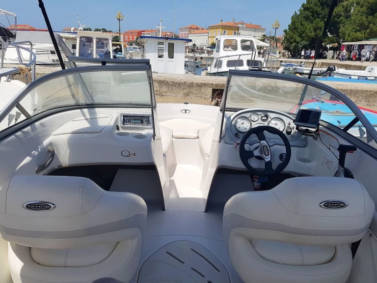 Location Bateau à moteur à Poreč - Tahoe Q4SSI