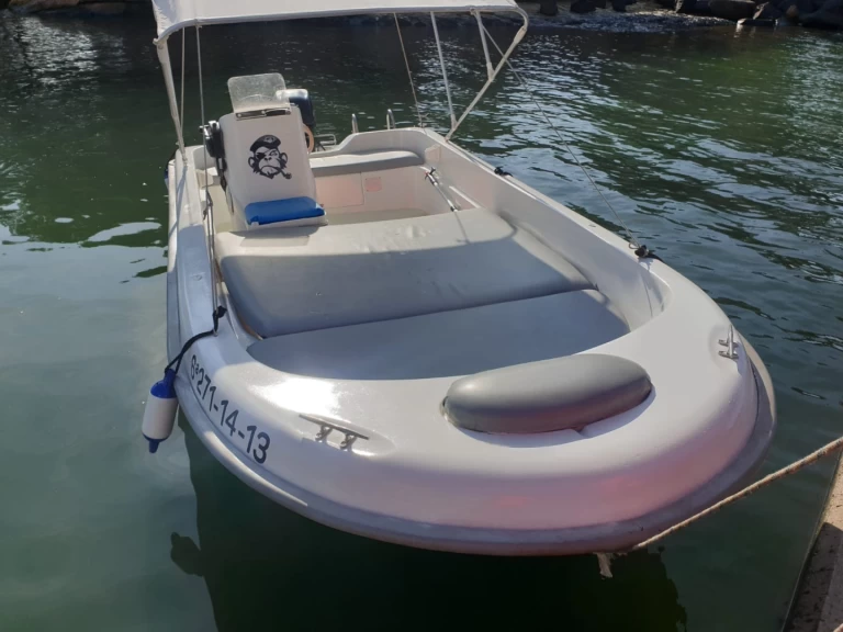 Location bateau Astec 440 à Santander sur Samboat