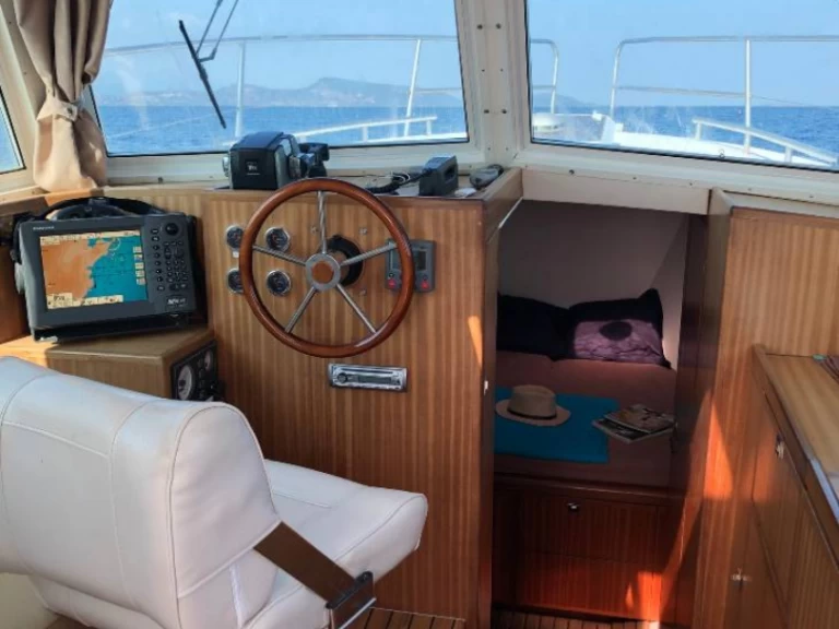 Location à Sari-Solenzara - Meta JMF 32 sur SamBoat