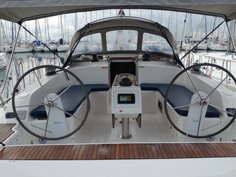 Location bateau Álimos pas cher Cruiser 46