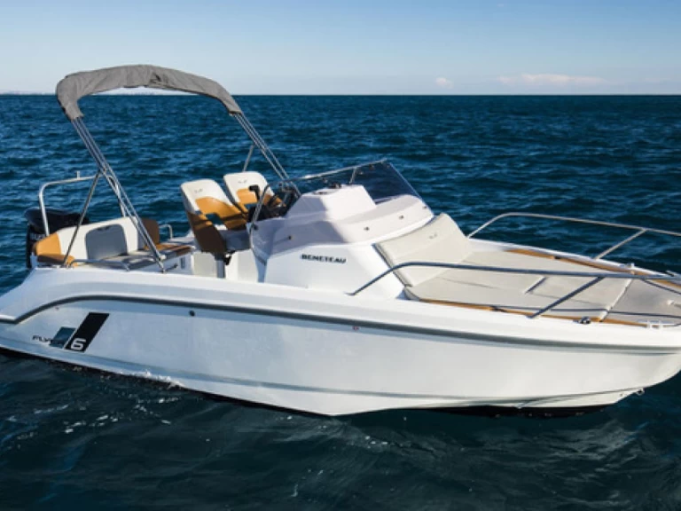 Location bateau Bénéteau Flyer 6 SUNdeck à Roses sur Samboat