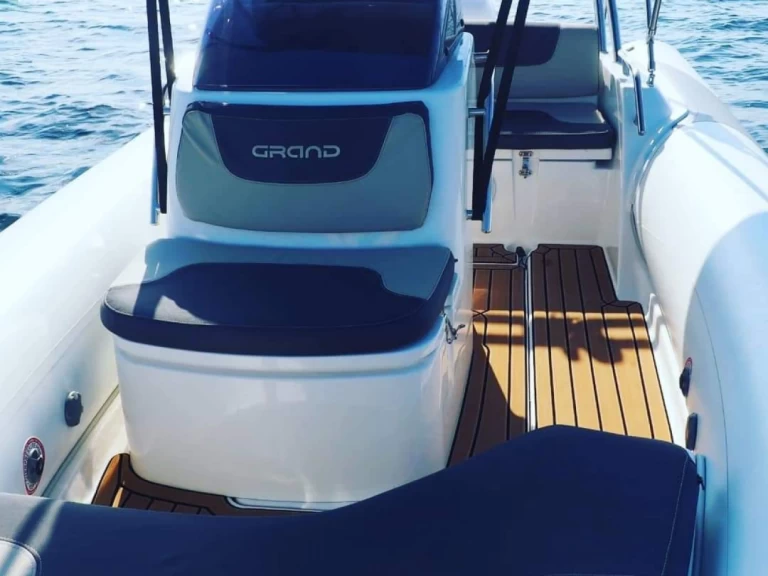 Location bateau Port d'Alcudia pas cher Golden Line G500LF