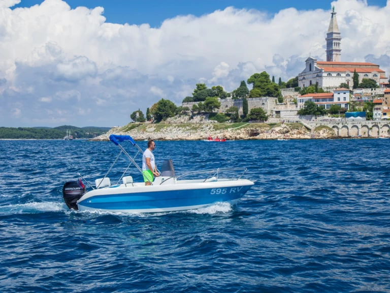 Location Bateau à moteur Sessa Marine avec permis