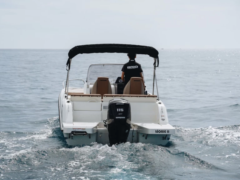 Bateau à moteur à louer à Marseille au meilleur prix