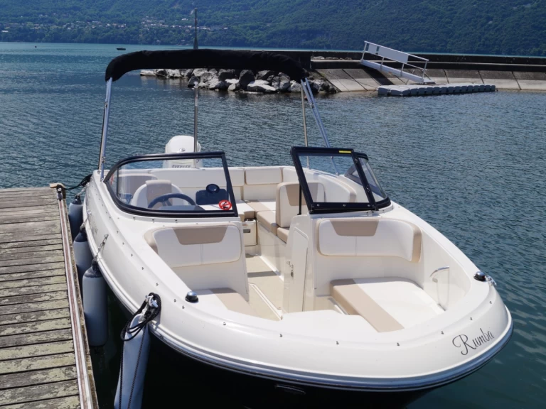 Location bateau Bayliner VR4OE à Chindrieux sur Samboat