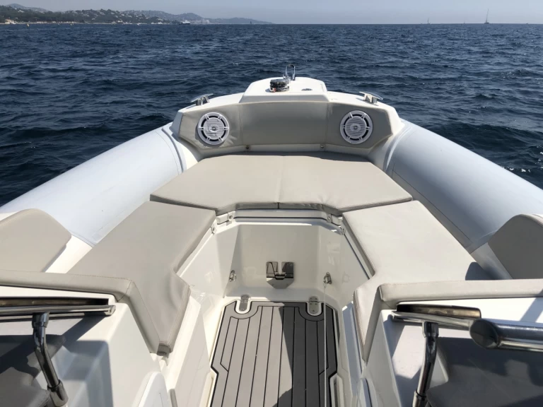 Location bateau Marlin Boat Marlin Boat 24SR FB à Port Grimaud sur Samboat