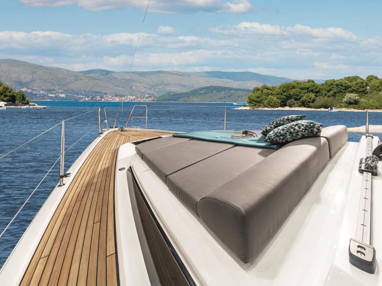 Bavaria Bavaria C42 a louer à Trogir