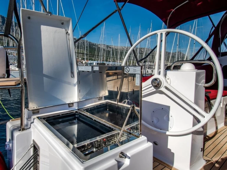 Voilier à louer à Kaštela au meilleur prix