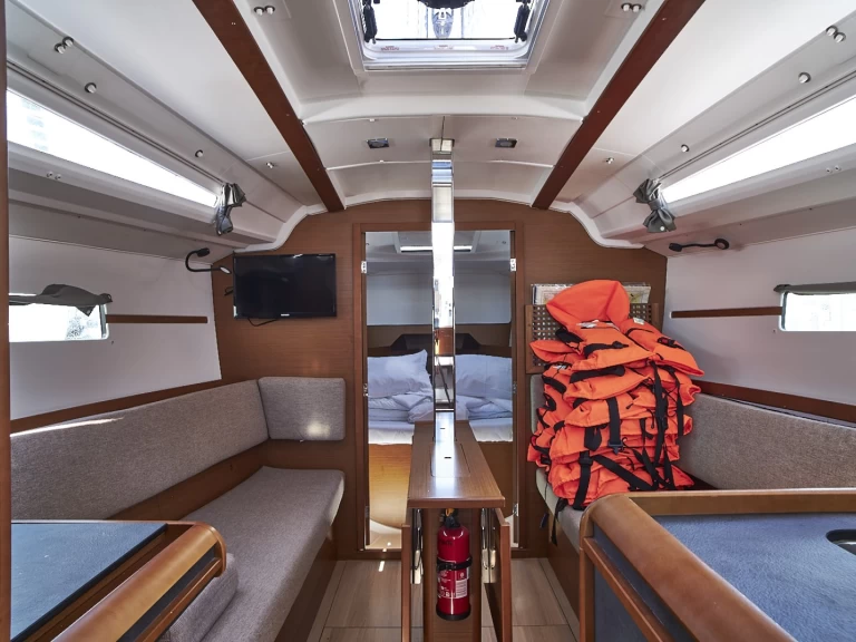 Location Voilier Jeanneau avec permis