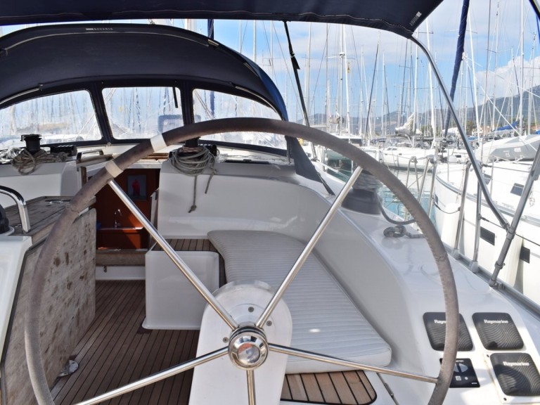 Louez un Bavaria Cruiser 51 à Kaštela