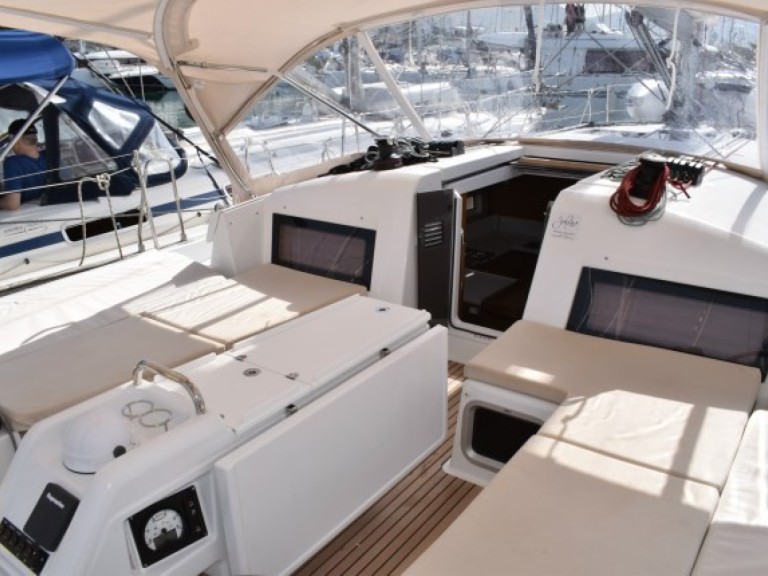 Voilier à louer à Kaštela au meilleur prix