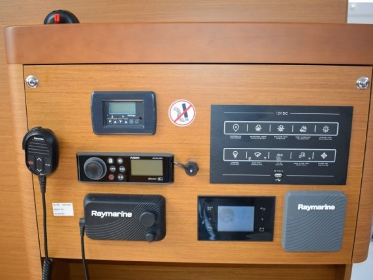 Voilier à louer à Kaštela au meilleur prix