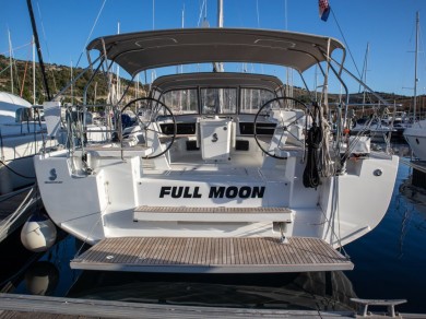 Segelboot mit oder ohne Skipper Bénéteau mieten in Primošten