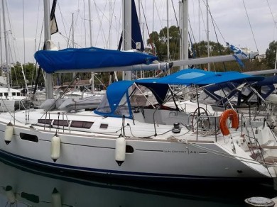 Sailboat to hire Alimos Marina at the best price