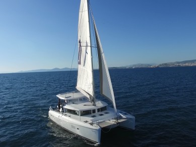 Hire Catamaran with or without skipper Lagoon Alimos Marina